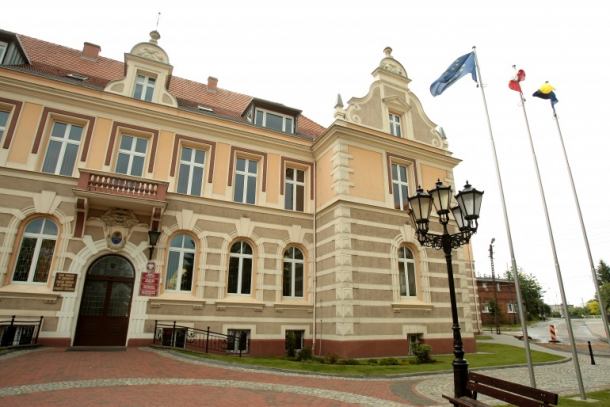 W Wydziale Komunikacji pocałujesz klamkę
