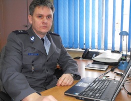 Policja rozpoczyna kontrolę autobusów 
