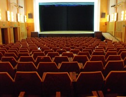 Sala kinowa Centrum Kultury i Sztuki w Sępólnie Krajeńskim do remontu 