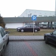 ´przecież wyraźnie oznaczyli, że tu parking jest! tylko mogliby nawierzchnię zrobić, a nie takie błoto!´